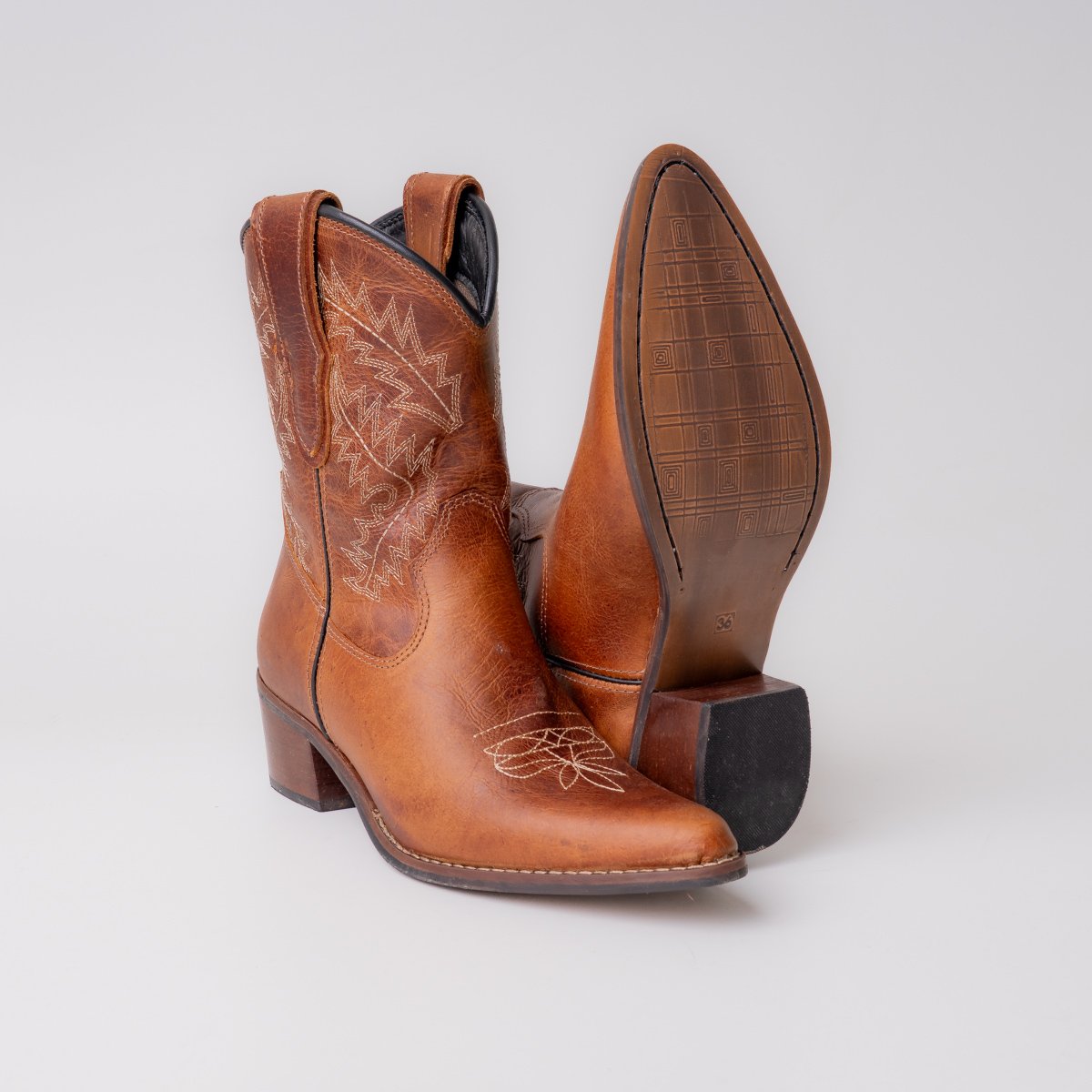 Bota Feminina Country Desfiladeiro Fossil/ Mostarda em Couro Legítimo | Cano Médio